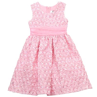 Платья на выпускной и праздник. размер 116, 122. 128. СПб. пр.Ветеранов (НЕ ПЕРЕСЫЛАЮ).