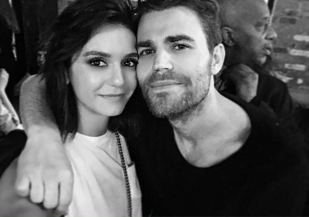 Нина Добрев поделилась фотографией с Полом Уэсли 