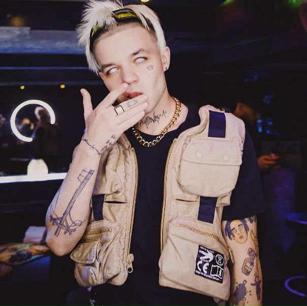 А знаете ли вы, что с глазами у Элджея