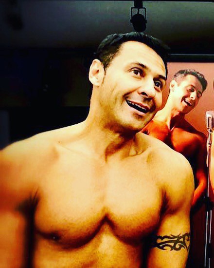 Станислав Костюшкин похвастался сексуальным торсом! 