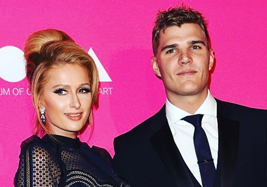 В интернете появились слухи, что Пэрис Хилтон беременна!