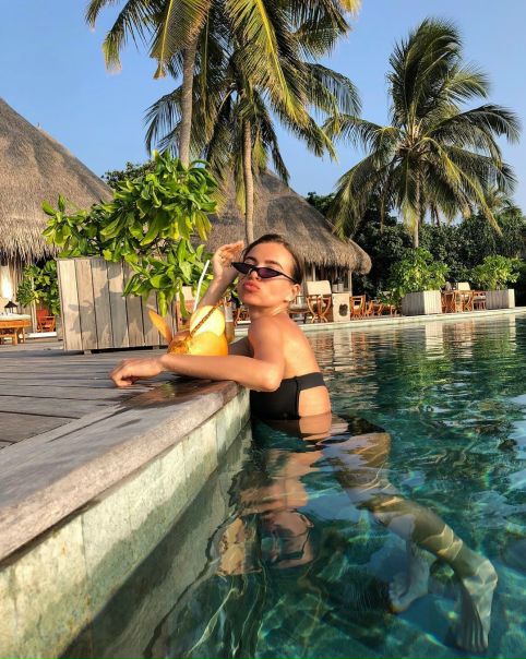 А как вам очки Елены Темниковой