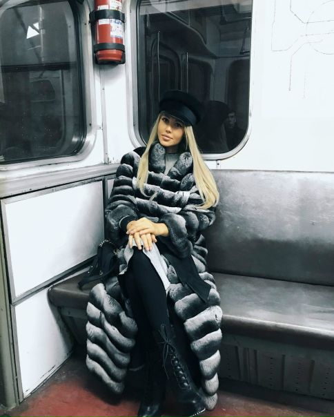 Мария Погребняк замечена в метро!