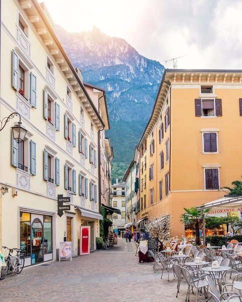 Солнечная Италия  