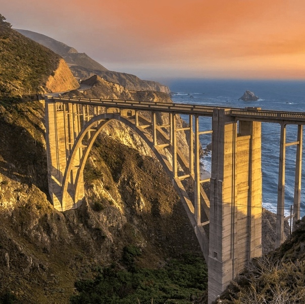 Мост Биксби Крик. Калифорния. США.