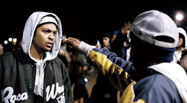 впервые за много лет встретил что то похожее на Streets, если знаешь трек еще.. добавь его в коментарии.