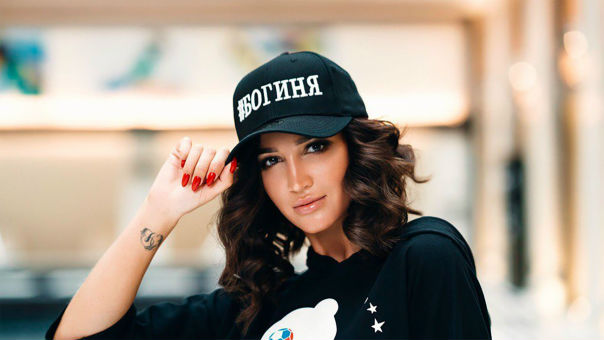 Ольга Бузова хочет удочерить дочку!