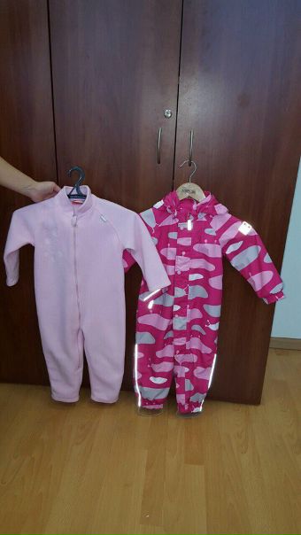 Комбинезон+поддева reima осень-весна. Размер 92+6. Состояние отличное (практически новый). Водонепроницаемый, ветрозащитный и «дышащий» материал.