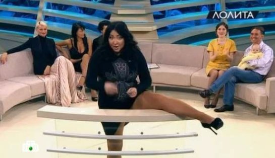 Что не говори, а Лолита Милявская с большим приветом, как и ее поклонники.