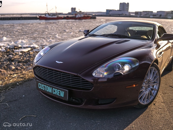 Возможно, самый красивый кабриолет. Астон Мартин, комментарии излишни. Просто британская легенда.