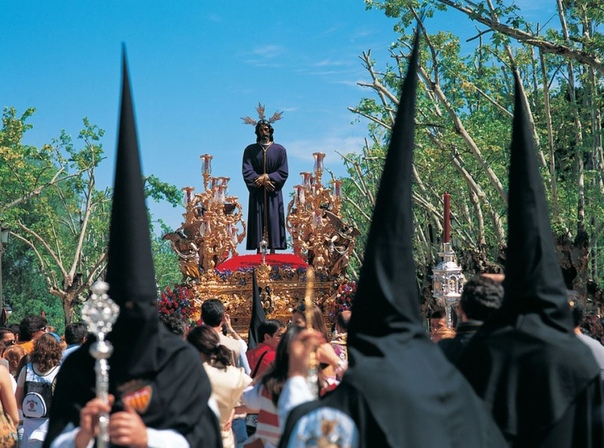 Страстная неделя в Испании: как это выглядит