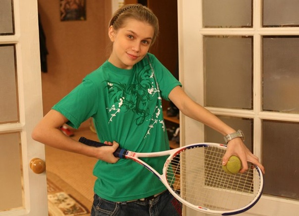 Сегодня Дарье Мельниковой исполнилось 27! 