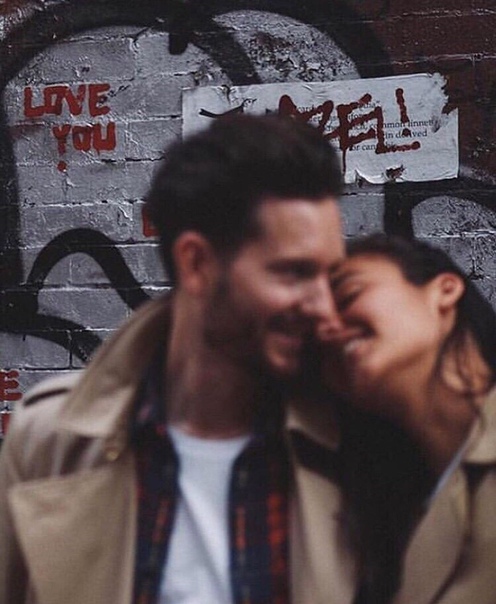 Мужчинa, когдa eму больно, дeлaeт больно жeнщинe, которую любит. 